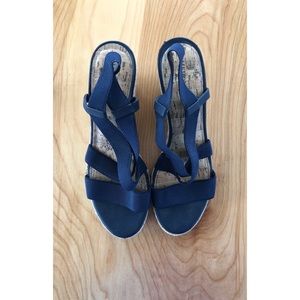 Size 11 Merona Navy blue cork wedges